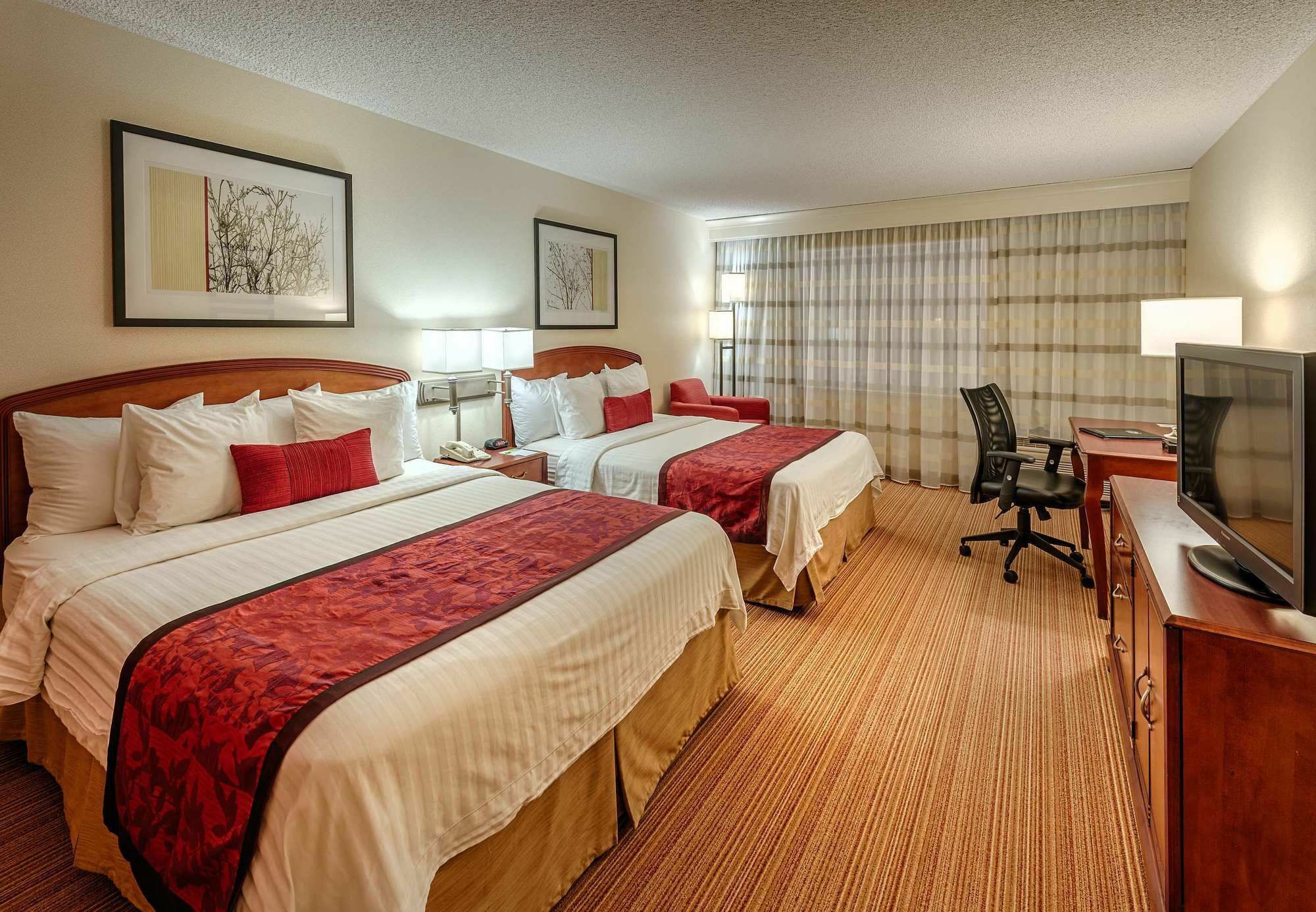 Courtyard By Marriott Reno Hotel Exterior foto